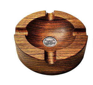 Nouveaux cendriers en bois : Cendrier en bois sculpté créatif et personnalisé, avec logo sur mesure, en bois naturel - Product Image 1
