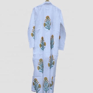 Robe longue en coton imprimé bloc à la main tuniques indiennes faites à la main vêtements de plage avec taille naturelle tissée et impression numérique - Product Image 3