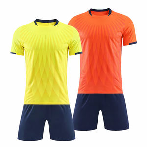 Conjunto de Uniforme Deportivo Transpirable Personalizado, 100% Poliéster, Malla de Secado Rápido, con Pantalones Cortos, Impresión por Transferencia de Calor, Bordado, OEM - Product Image 2