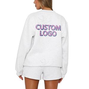 Conjunto Deportivo de Invierno Personalizado para Mujer, Sudadera y Pantalones Cortos, Logotipo con Impresión en Relieve, Sudadera con Capucha de Poliéster Transpirable - Product Image 3