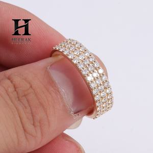 Bague en or 14 carats à plusieurs rangs sertis de diamants - Bague éternelle de luxe avec diamants de laboratoire/naturels - Product Image 4