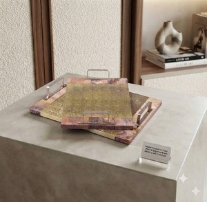 Plateau de service décoratif en bois avec incrustations, plateau rectangulaire en bois décoratif avec poignées métalliques pour table de fête - Product Image 1