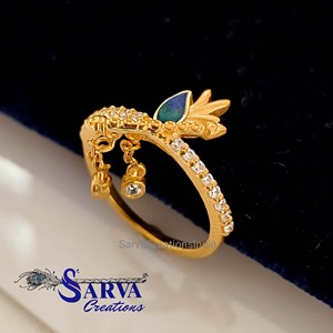 Bague en moissanite Krishna Flute, argent sterling 925 plaqué or, bague de créateur religieuse pour femmes - Product Image 2