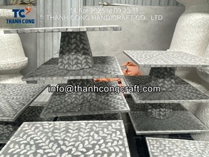 Achetez en vrac SUPPORT À GÂTEAU EN MÈRE DE PERLES au meilleur prix PLATEAUX À GÂTEAUX EN MÈRE DE PERLES Idéal pour le marché des cadeaux de l'Aïd - Product Image 3