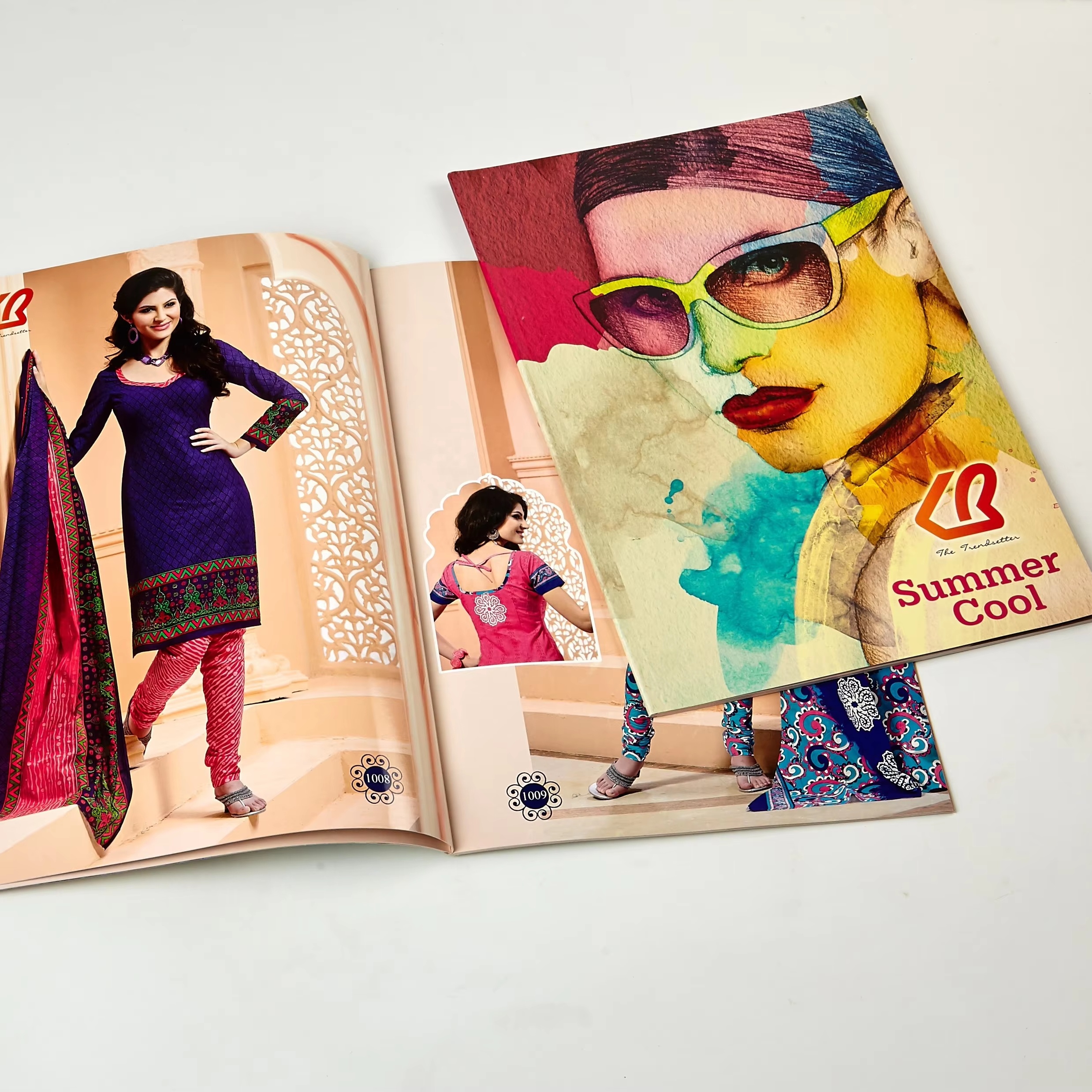 Custom Logo Printed Full Color Offset Printed Leaflet Folder Cardboard Art Paper Booklet User Manual Instructions Fold Flyers