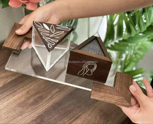 Mabkhara Arabe Élégante Décorée de Nacre, Brûleur d'Encens en Bois de Santal Fait Main de Haute Qualité, Luxe Religieux Ramadan Kareem - Product Image 4