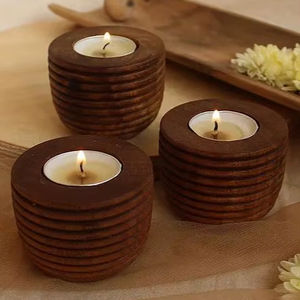 Porte-bougie en bois rustique |   Support artisanal pour bougies chauffe-plat et bougies piliers |   Décoration d'intérieur et cadeaux - Product Image 1