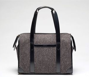 Nuevo bolso de viaje informal para hombre de cuero genuino, impermeable, en oferta en línea a bajo precio. - Product Image 2