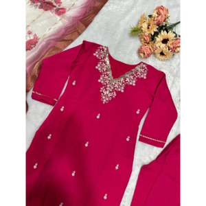 Hermosa ropa de fiesta para mujer Top Bottom Dupatta Set - Product Image 1