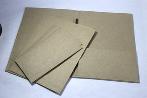 แฟ้ม A4 สีธรรมชาติ กระดาษ 70 แกรม ทำจากเส้นใยป่าน 100% เหมาะสำหรับงานเครื่องเขียน พิมพ์ลายใบป่าน แฟ้มที่เหมาะสม - Product Image 2