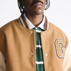 Chaqueta Letterman de alta calidad para hombre, diseñada para atuendos casuales y comodidad en invierno, hecha en Pakistán. - Product Image 5