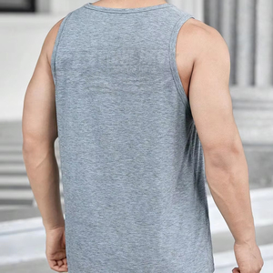 เสื้อกล้ามผู้ชายดีไซน์ใหม่ สวมใส่สบาย น้ำหนักเบา แห้งเร็ว ระบายอากาศได้ดี แบบสองด้าน ตัดเย็บพิเศษ สีพื้น เหมาะสำหรับโยคะและวิ่ง - Product Image 5