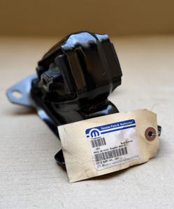 Soportes de Motor Nuevos MOPAR al por Mayor para Fiat 124 Spider (1966-1985) 1800 Rally Abarth (CSA) de Goma y Metal, Repuestos para Automóviles - Product Image 2