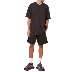 Nouveaux t-shirts shorts pour hommes à la mode Produits de fabrication sur mesure Meilleur tissu Ensembles de t-shirts à bas prix - Product Image 1