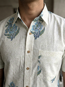 Chemise décontractée pour homme à manches courtes en coton à imprimé floral, col rabattu, fermeture à bouton unique, style tissé respirant pour l'été - Product Image 2