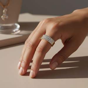 Anillo de compromiso y boda de oro de 10K con diamante redondo brillante cultivado en laboratorio de 2.30 CTW, engaste pavé de triple fila, certificado IGI - Product Image 6