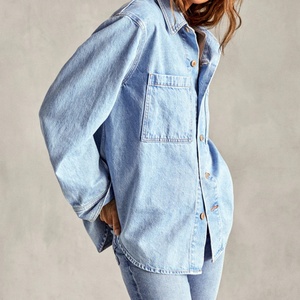 Chemisier en jean oversize classique à col boutonné et poches plaquées pour femme, manches longues, qualité supérieure - Product Image 4