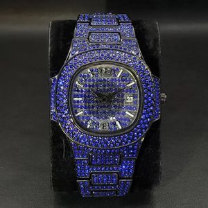 Montre analogique à quartz de luxe unisexe, bleue, avec strass et moissanite argentée, cadran rond 28 mm, verre saphir, fermoir caché, style antique et tendance - Product Image 1