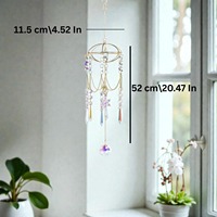 Attrayant attrape-soleil en cristal, article cadeau idéal pour les occasions de déménagement, anniversaires, et les fêtes. Vente en gros depuis l'Inde.
