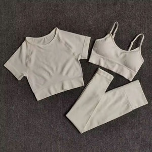 Professional Seamless Polka Dot Quick Drying Yoga Outfit for Women Short Sleeve Tops Shorts 2-Piece Summer Sports Running Wear - Product Image 5