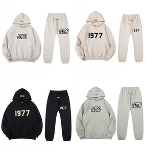 Survêtement Streetwear Nouvelle Collection Femme Adulte Personnalisé Décontracté 100% Coton Tenues de Sport pour Dames - Product Image 1
