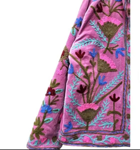 Chaqueta MONIT MARKETING Hecha a Mano, Unisex, de Terciopelo Rosa con Bordado Floral, Transpirable, Estilo Boho Chic, con Cierre de Cremallera y Cuello Mao, Talla 25 - Product Image 6