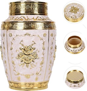 Urne funéraire artisanale en laiton de qualité supérieure pour cendres humaines, design bohème, construction robuste, fermeture sécurisée - Product Image 2