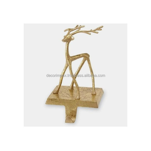 Soporte para Calcetines de Hierro/Aluminio de Diseño Más Reciente, Acabado en Níquel, para Decoración Navideña y del Hogar, Hecho a Mano - Product Image 5