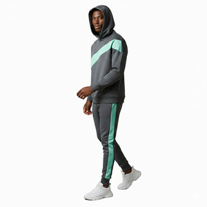 Survêtement de sport personnalisé de haute qualité pour la gym, le fitness, le jogging et la course à pied, avec logo personnalisé, en vente à prix raisonnable - Product Image 5