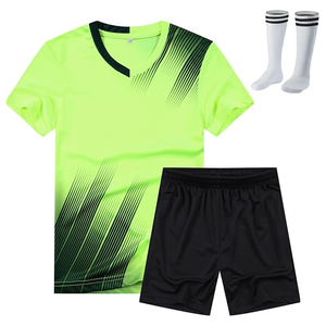 Conjunto de Camiseta de Fútbol Personalizada Verde y Negra con Cuello Mao, Manga Corta, Impresión por Transferencia de Calor, Malla Transpirable de Poliéster para Adultos - Product Image 1