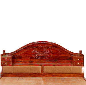 Cadre de lit en bois rustique qui combine fonctionnalité avec une esthétique naturelle pour une retraite de chambre à coucher confortable - Product Image 3