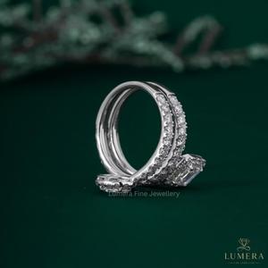Bague de fiançailles de luxe pour femme, diamant de laboratoire 4,62 carats, taille émeraude VVS2, en or 9k/10k/14k/18k, certifiée IGI - Product Image 6