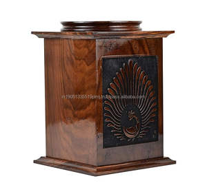 Urnas de cremación de madera personalizadas para cenizas humanas o cajas de madera personalizadas con tarro para cenizas grabado con acabado pulido de la mejor calidad - Product Image 2