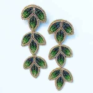 Pendientes de aro modernos con bordado hecho a mano y cuentas de semillas, para bodas, fiestas, festivales, estilo étnico, accesorio de joyería de moda. - Product Image 6