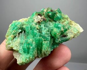 Cristales de Esmeralda Natural de Panjshir, Afganistán, Espécimen de Mineral Raro para Coleccionistas, Gema de Berilo Verde - Product Image 6