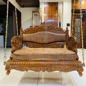 โซฟาแขวนไม้สักแกะสลักหุ้มหนังอย่างหรูหรา มีจำหน่ายในราคาขายส่ง - Product Image 1
