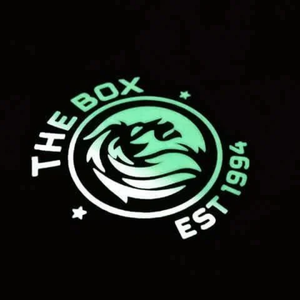 2025 diseñador personalizado bordado Logo camiseta alta calidad puro algodón manga corta al por mayor con borde cortado con láser - Product Image 2