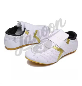Chaussures de boxe personnalisées avec logo, haute performance, légères, pour la salle de sport et le ring, pour hommes et femmes. - Product Image 2