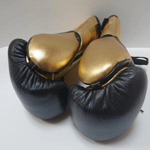 Gants de boxe de haute qualité en noir et or, sans boxe il n'y a pas de vie, pour entraînement MMA et kickboxing, équipements de combat personnalisés en gros - Product Image 2