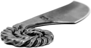 Navaja de Bolsillo para Camping de Grado Industrial Celtic, Mango de Acero Inoxidable, Funda de Cuero para el Cuello, Hoja Endurecida, Personalizable OEM - Product Image 2