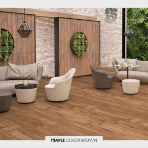 Baldosa de porcelana mate de formato extendido de 20x120 cm, diseñada para soportar una superficie con un ligero relieve y un interior compuesto. - Product Image 1