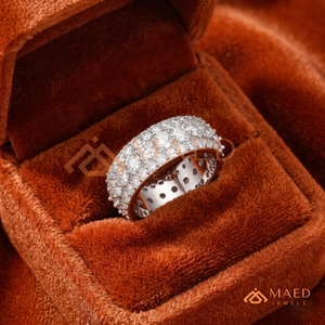 Bague Éternité Triple Rangée Sertie de Pierres en Argent Sterling 925 – Bague Statement à Coupe Ronde, Alliance Multi-Rangée en Argent Sterling - Product Image 4