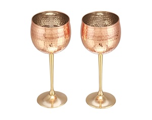 Verres à vin en cuivre martelé poli, design vintage, incassables, ensemble de 2 verres à pied en métal pour la décoration intérieure - Product Image 6