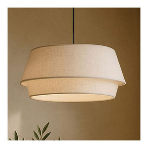 Lampe suspendue en rotin tressé naturel avec bord festonné et franges en raphia, style bohème, pour restaurant et hôtel - Product Image 3
