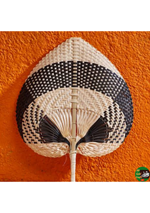 Éventail artisanal en bambou, éventail décoratif en feuilles de palmier naturelles tissées pour la décoration de la maison et l'usage quotidien - Product Image 6