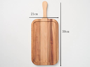 Planche à découper en bois pour la cuisine avec poignée, idéale pour servir les charcuteries et couper le fromage - Product Image 2