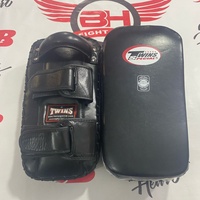 Bouclier de frappe personnalisé de qualité supérieure, grand bouclier incurvé pour la boxe, l'entraînement MMA, le Muay Thai, la boxe, le bouclier de frappe