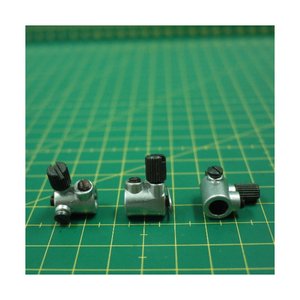 93-040784-91 Pièces de machine à coudre domestique : Pince à aiguille - Product Image 1