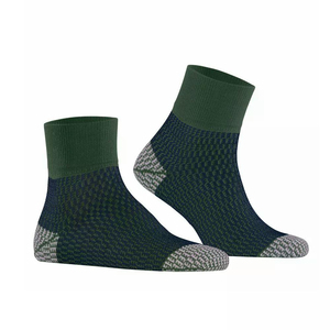 OEM Customized Crew <b>Socks</b> Breathable Athletic Quick Dry <b>Socks</b> for <b>Men</b> and Women with Personalized Design and High Quality Logo - Product Image 4