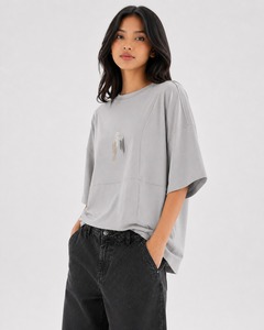 เสื้อยืดโอเวอร์ไซส์ลำลองสำหรับผู้หญิงแบบสั่งทำพิเศษ คุณภาพสูง โลโก้ลายเรียบ ฤดูร้อน ระบายอากาศ แห้งเร็ว เป็นมิตรกับสิ่งแวดล้อม ผ้าแคนวาส - Product Image 4